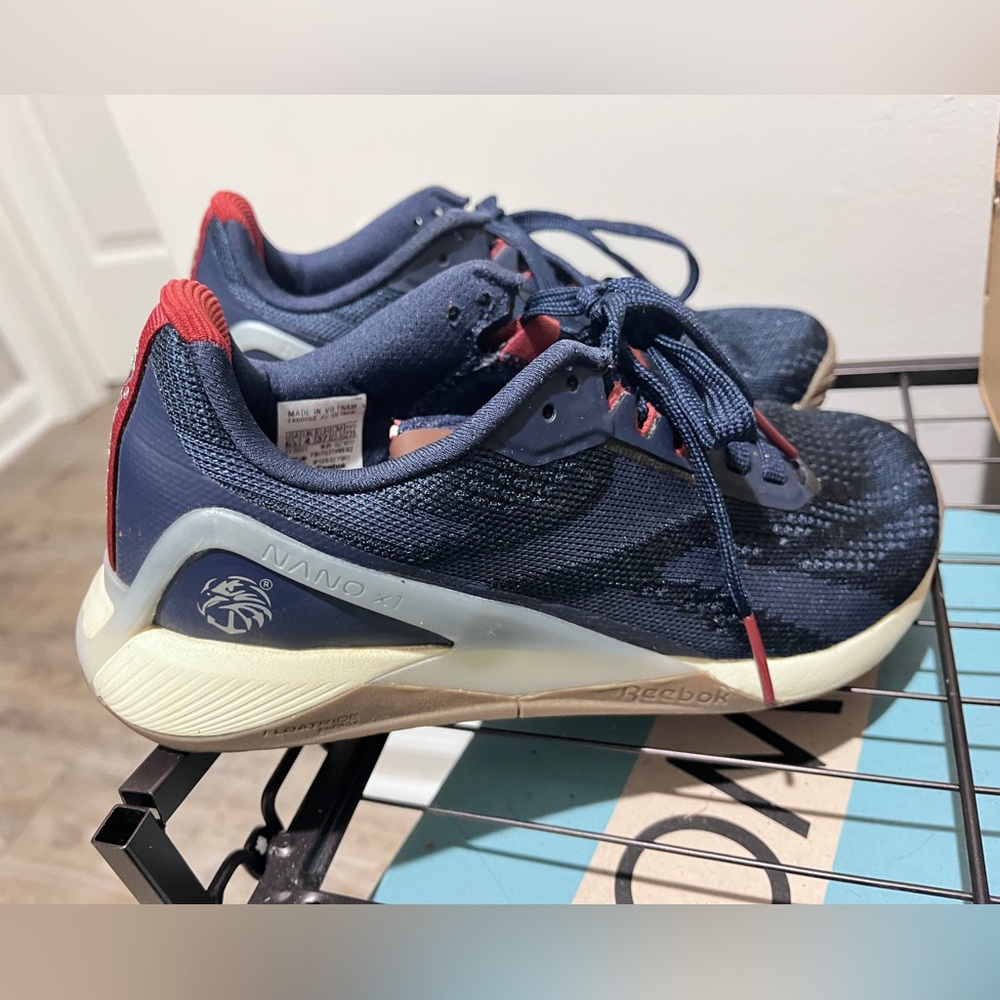 Reebok Navy Seal Women’s shoes US 6.5